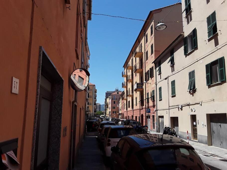 Larte Al Mare Vicino Spiaggia Con Ac E Wifi Apartment Savona Luaran gambar