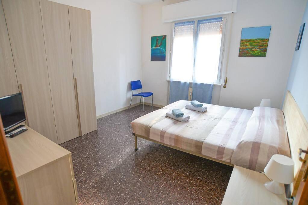 Larte Al Mare Vicino Spiaggia Con Ac E Wifi Apartment Savona Luaran gambar
