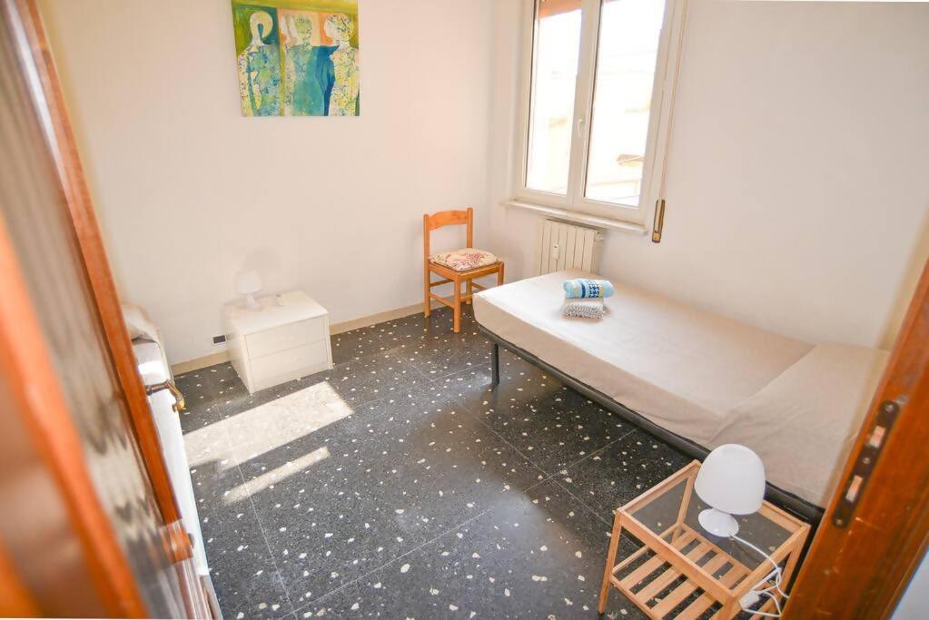 Larte Al Mare Vicino Spiaggia Con Ac E Wifi Apartment Savona Luaran gambar