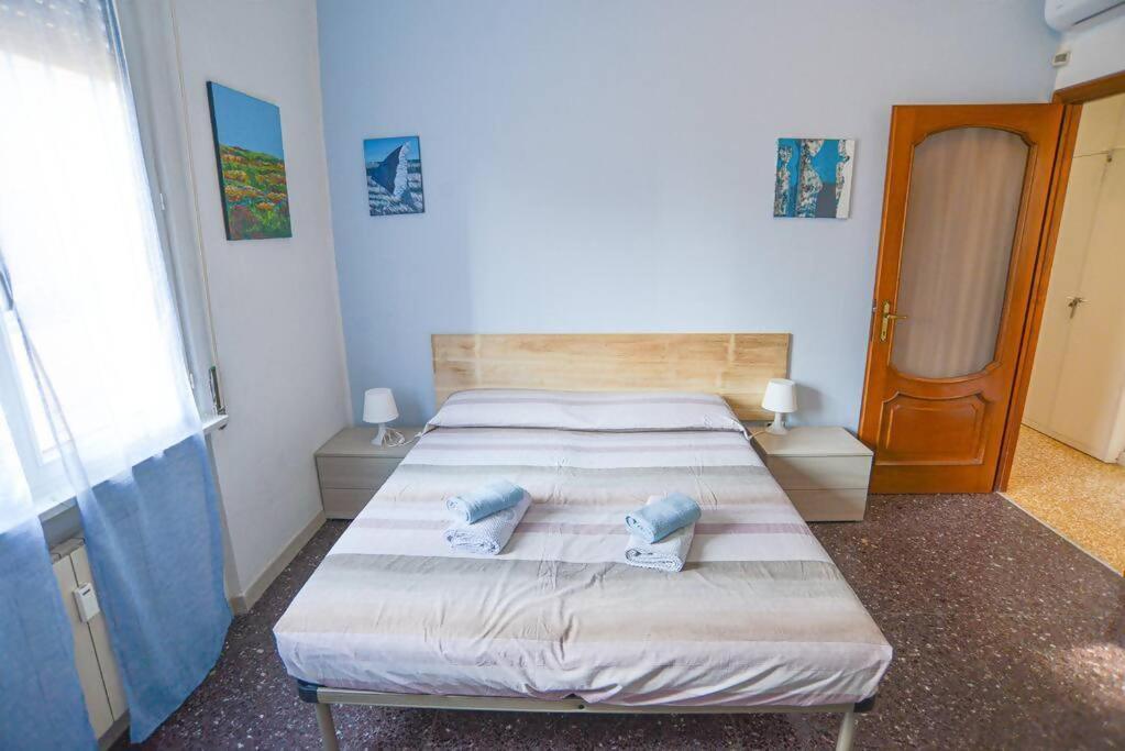 Larte Al Mare Vicino Spiaggia Con Ac E Wifi Apartment Savona Luaran gambar