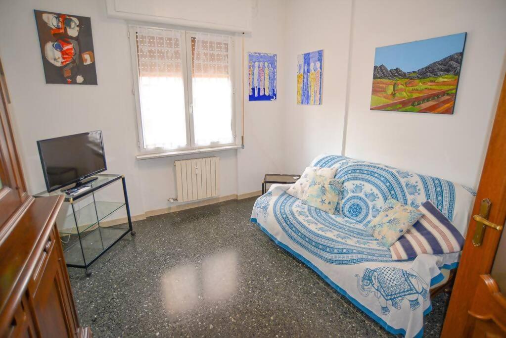 Larte Al Mare Vicino Spiaggia Con Ac E Wifi Apartment Savona Luaran gambar